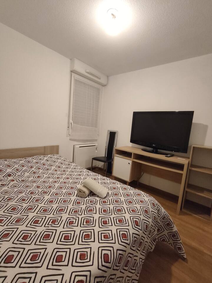 Belle Appartement Endroit Stratégique Au Rdc - Muret