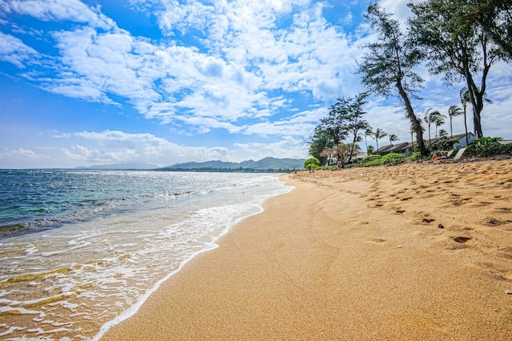 Beautiful Studio Oceanfront 2nd-floor | Pool - Kauai, HI