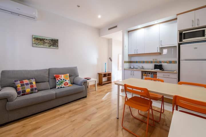 Flat At 500 M To Plaza De Castilla - Alcobendas