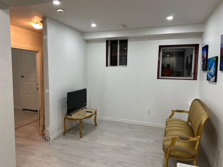 Whole Unit - 3br/2wr - Brampton