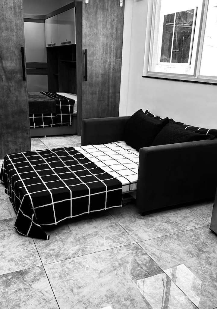 Apartamento Reformado Do Lado De Ipanema . - Rio de Janeiro