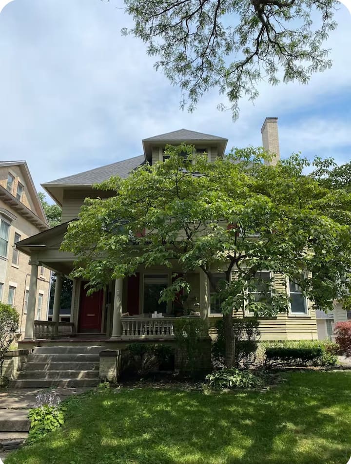 Historic 4 Bedroom Home In Amazing Location - 로체스터