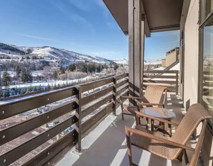 2 Br Presidential Condo In Avon, Co Ski In/out - Avon