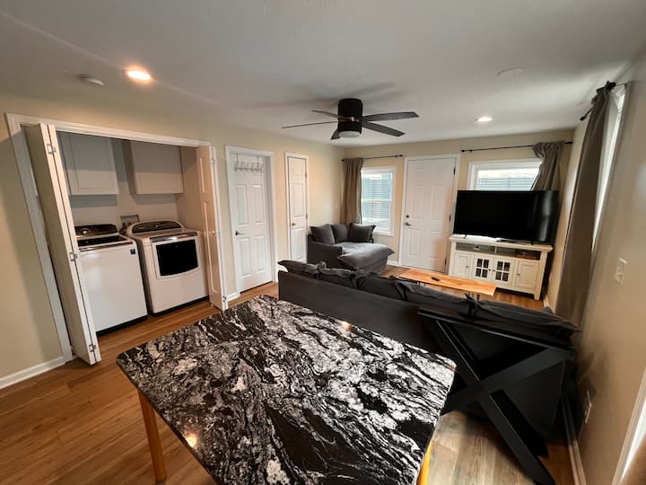 Lakefront 2 Br - Noblesville, IN