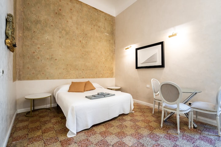 Suite Centrale [3 Min Stazione-10 Min Duomo] - Florenz