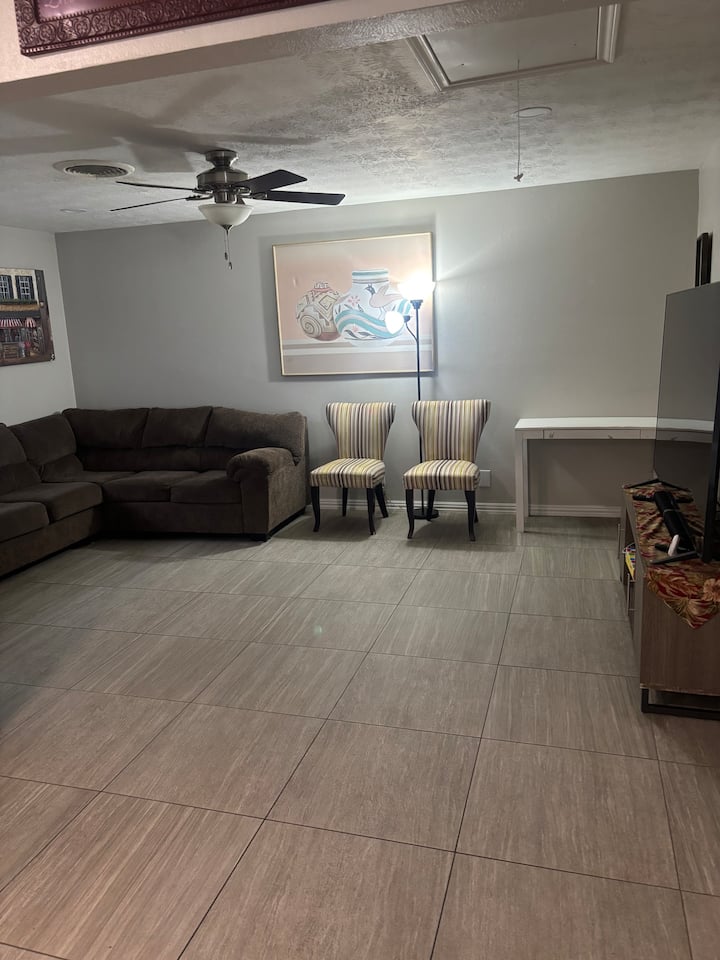 Four Bedroom Two Bath Remodel House Close To A&m - Bryan, TX