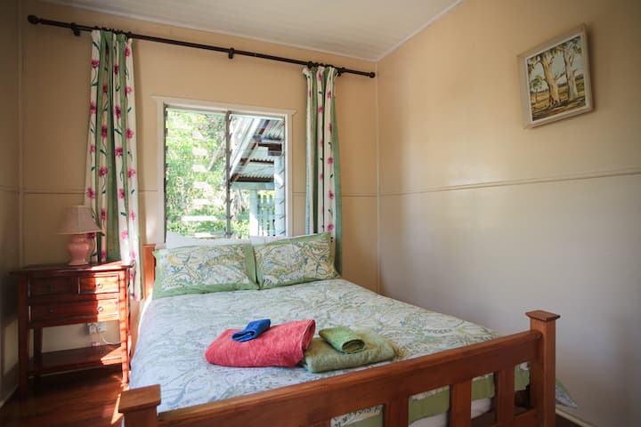 A Charming Bushland Retreat. - Rathdowney, Queensland