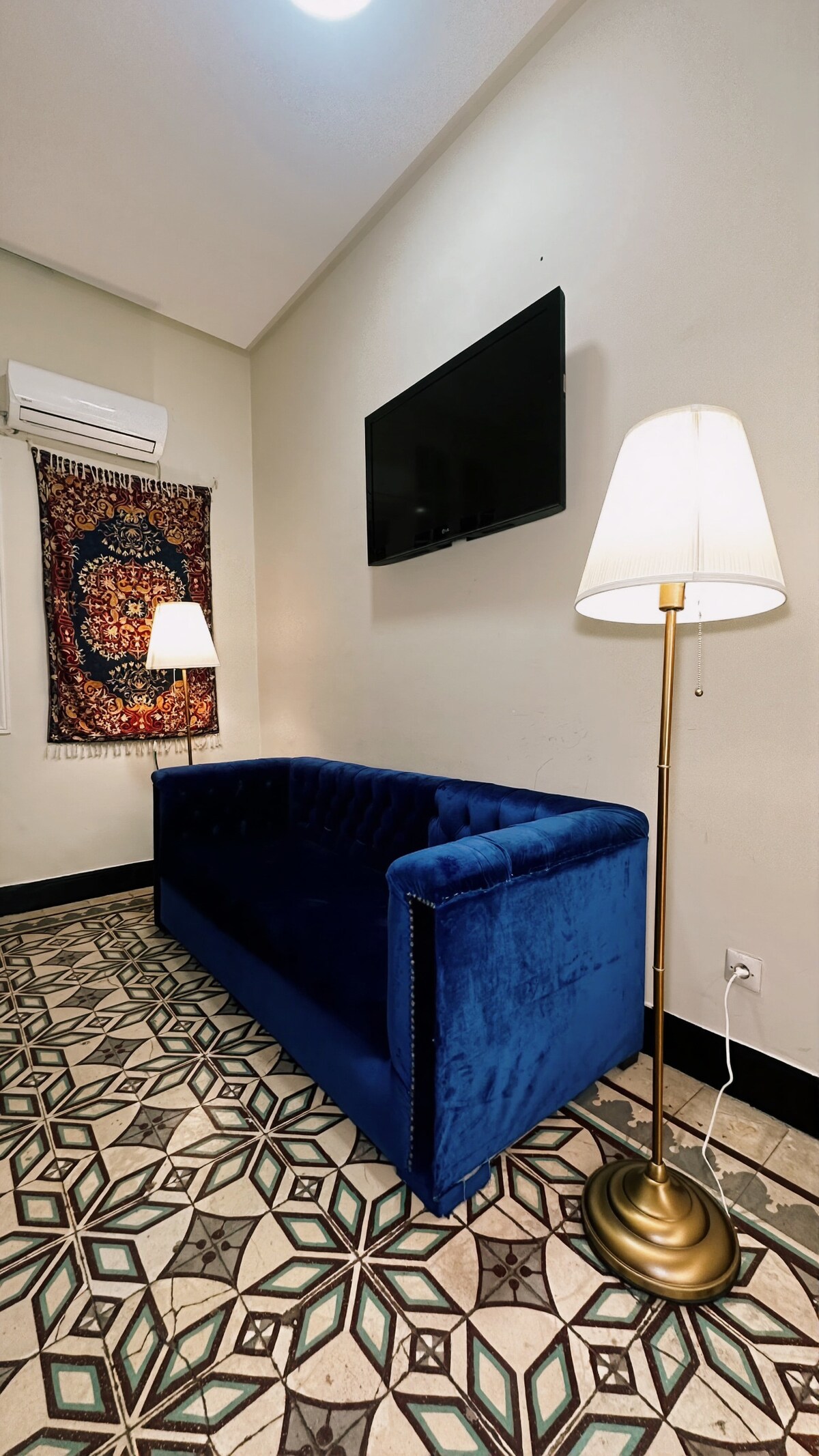 Rental unit in Casablanca  50  1 bedroom  1 bed  1 private bath - image 2