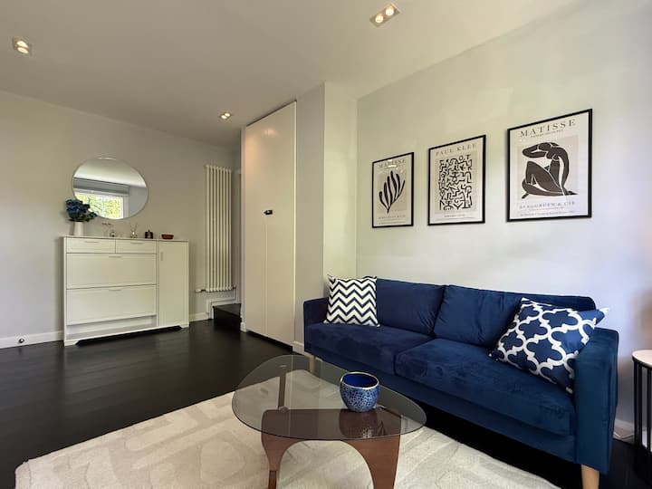 Joes 2 Bedroom Apartment - London