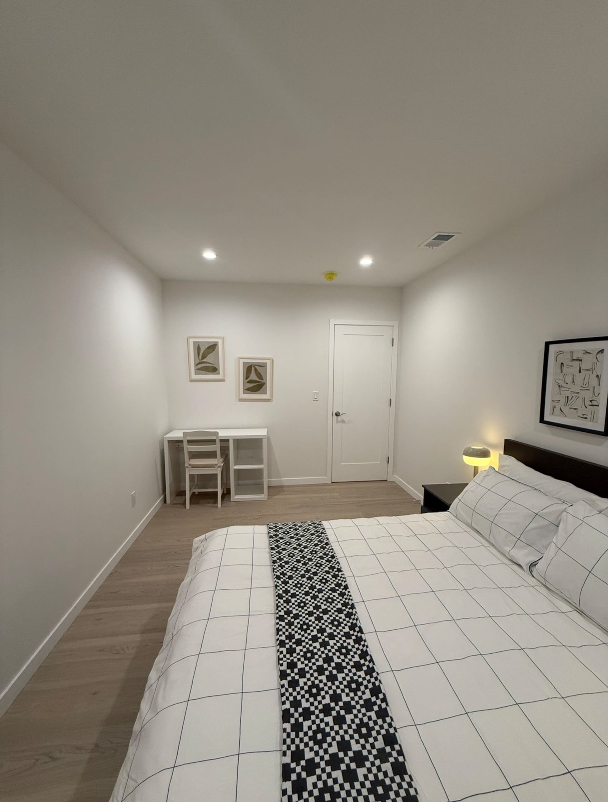 Home in San Francisco · ★4.95 · 3 bedrooms · 4 beds · 3 baths - Image 22