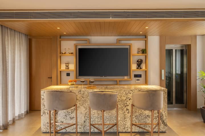 Living room image 1