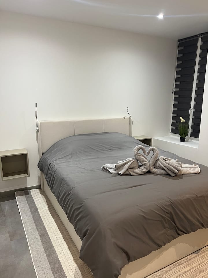 Studio Luxe Au Cœur Du Centre-ville, 5 Min Gare! - Orléans