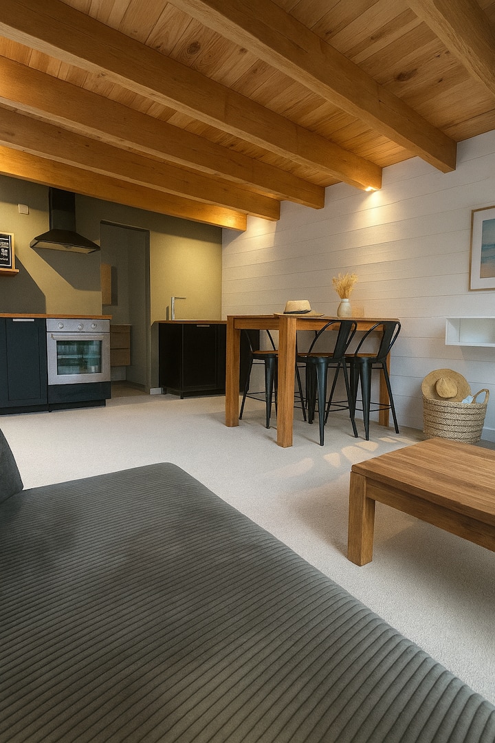 Roomb’a, L’ambiance Cabane à La Plage Avec Son Spa - Marcheprime