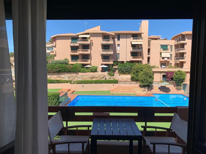 Three-room Apartment Near The Beach - La Maddalena