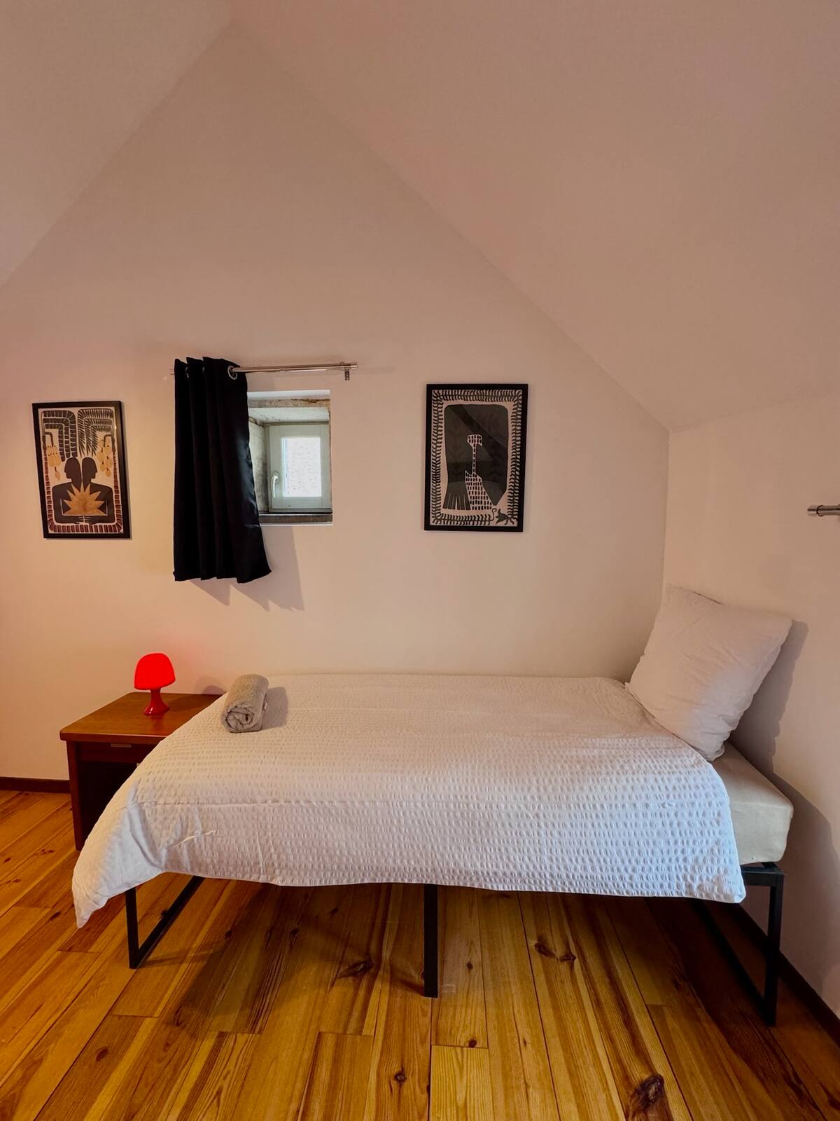 Chambre 4 — vue d'ensemble
