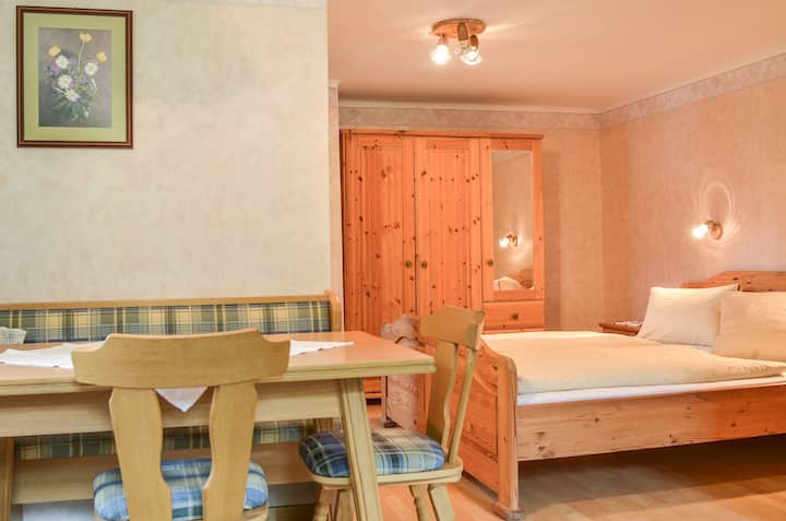 Bauernhof Krahlehen · Quadrupleroom With Breakfast - Hallstatt