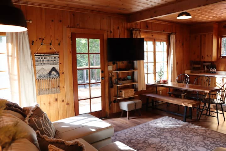 The Little Pine Cabin - Strawberry, CA