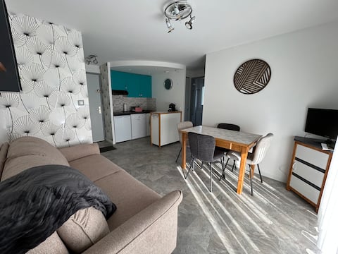 Top Airbnb: Le Montero – Balcon, Downtown, Biking & Hiking in Saint Lary Soulan