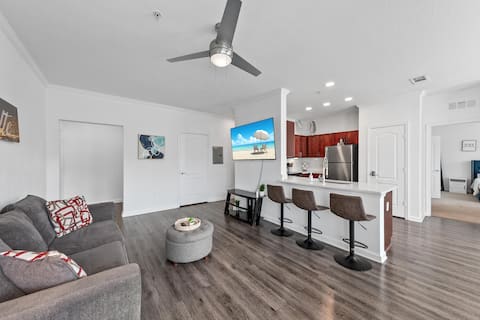 Popular Airbnb listing: Endless Vacation Resort: 2BR Apartment in Sans Pareil