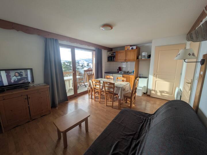 მისაღები ოთახი