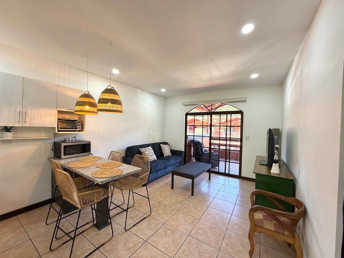 Plaza Colonial Second Floor One Bedroom Unit
