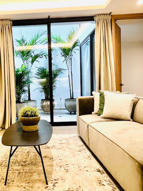 Popular Airbnb listing: "Brand New 2 Bedroom, 2.5 Bath, Prime Location" in Santa Teresita