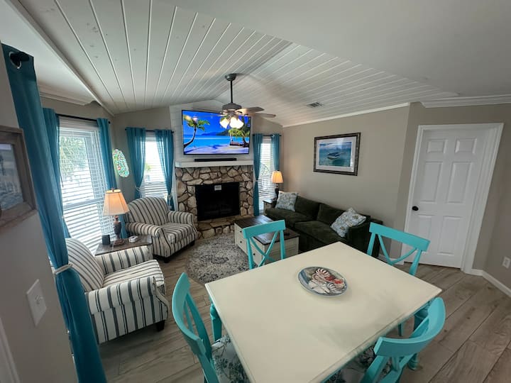 Gulf & Sound Access Beach House | 3br/3ba *Hot Tub - Navarre, FL