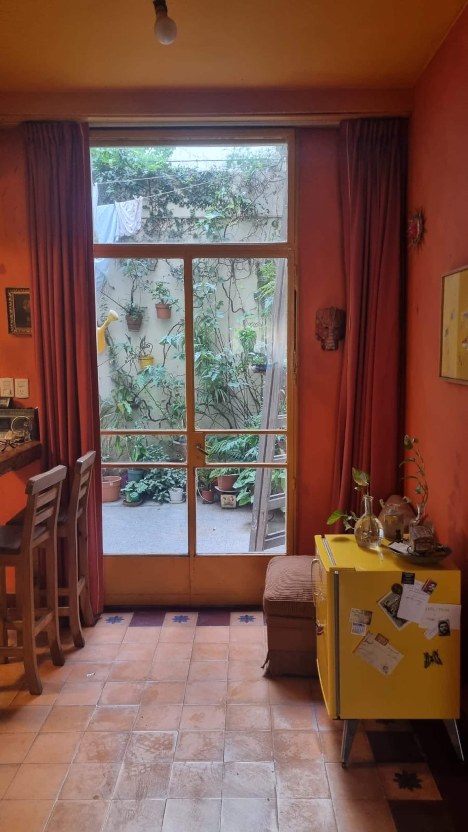 It is a family pH, spacious and bright environments