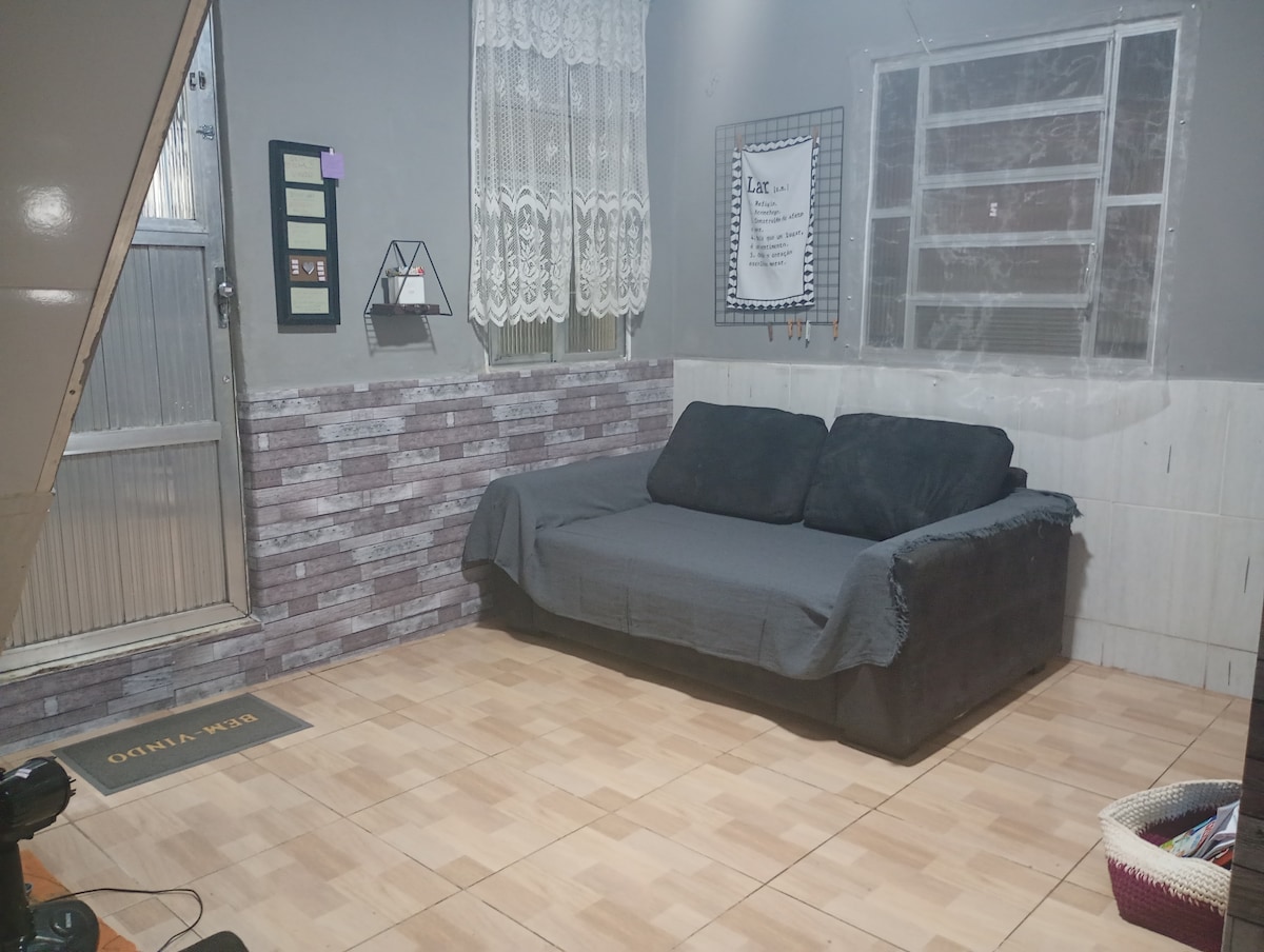 Top Airbnb: House next to the street- Upper part Rocinha- on the 7th- stairs em Rocinha