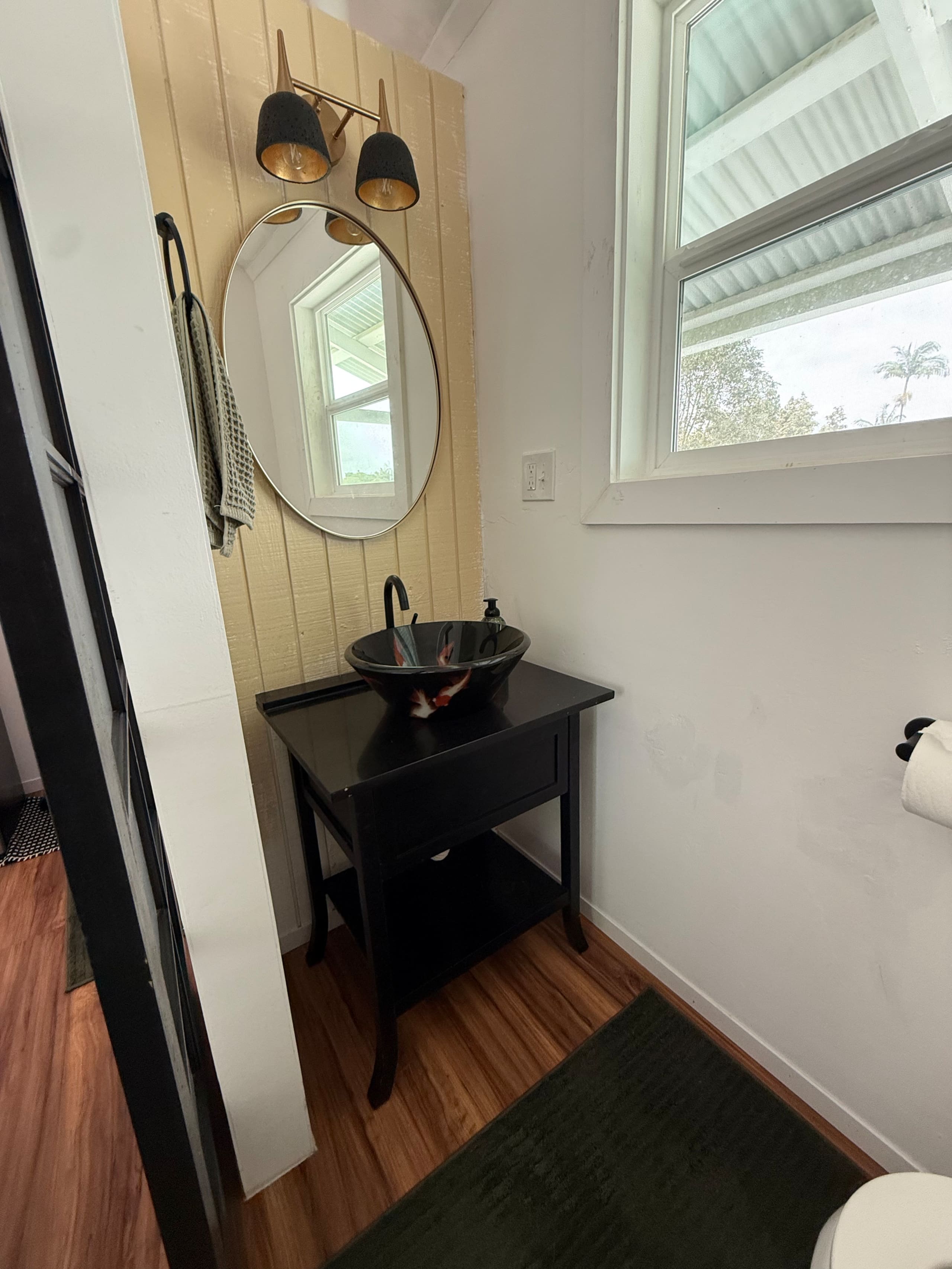 Home in Hilo · ★5.0 · 1 bedroom · 1 bed · 1 private bath - Image 3
