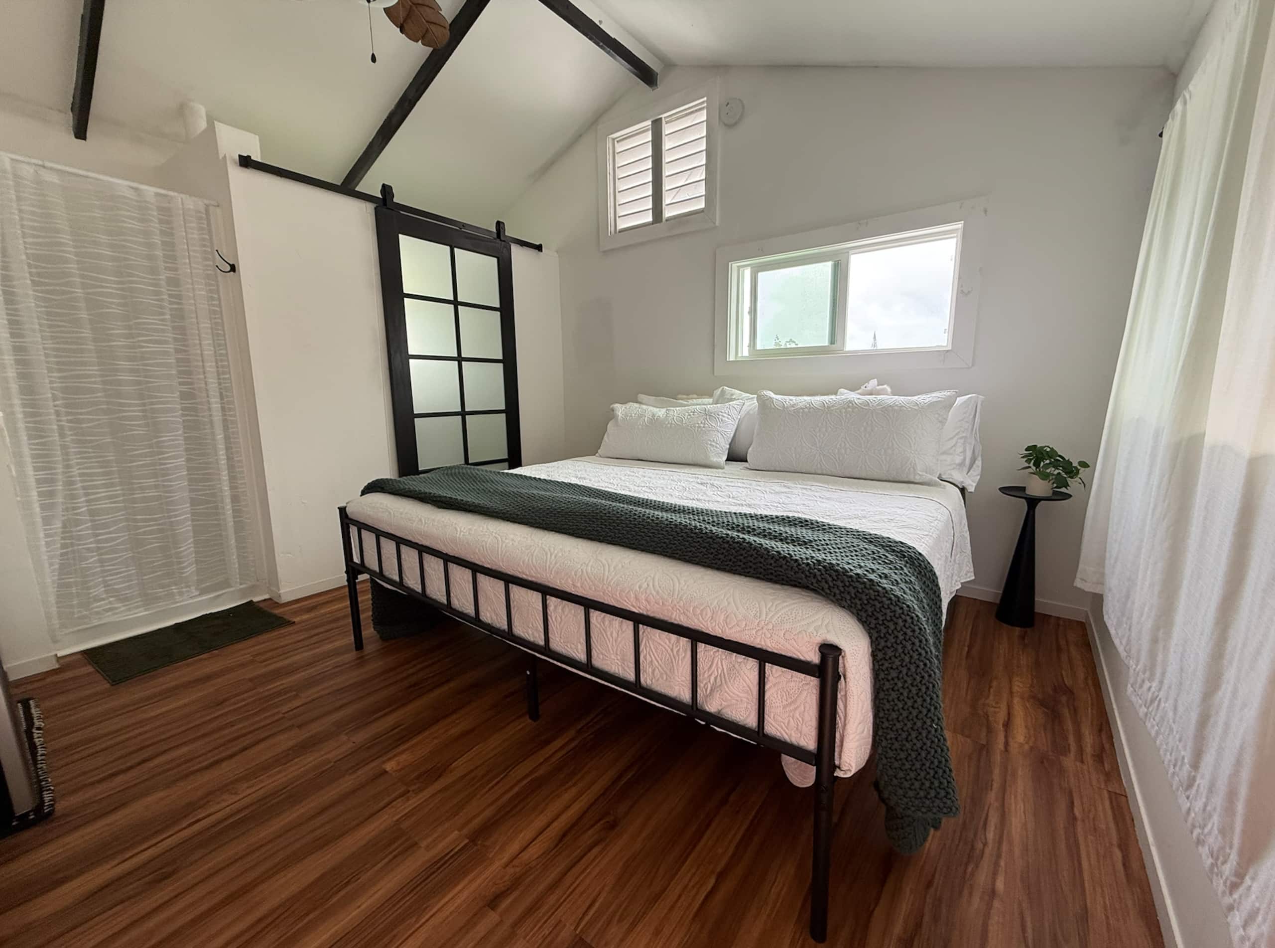 Home in Hilo · ★5.0 · 1 bedroom · 1 bed · 1 private bath - Image 9