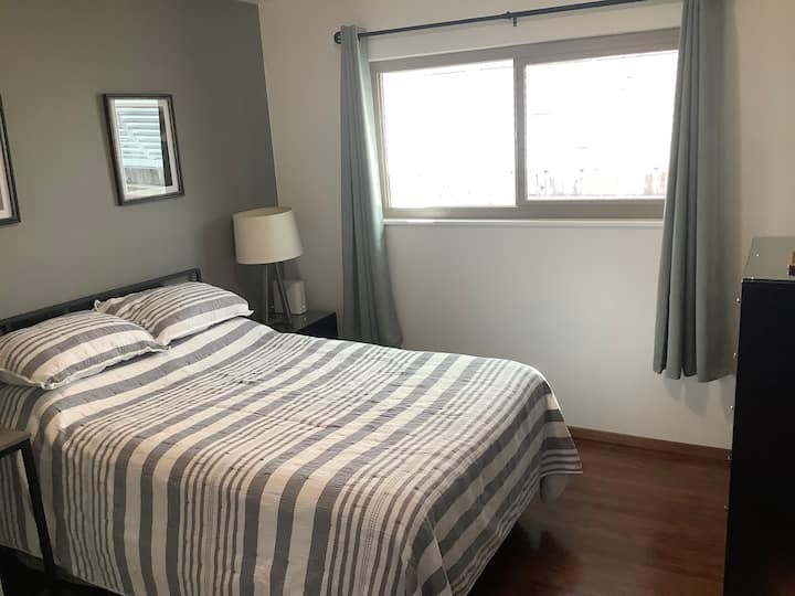 Lesliestay - Stockton, CA