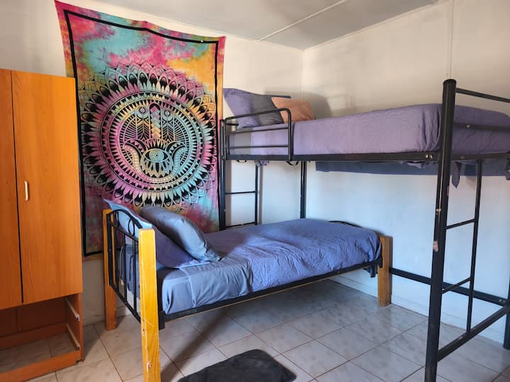 غرفة النوم 2