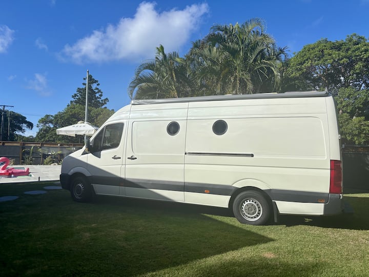 Vw Crafter - Wendy | Off-grid | Sleeps 3 - North Stradbroke Island