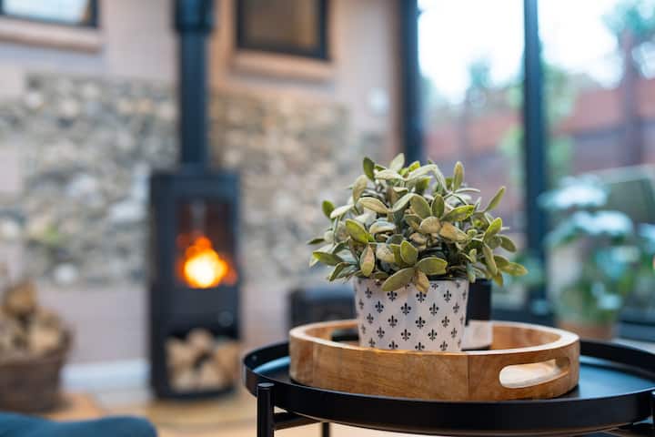 The Walled Garden: Cosy 3-bed Alfriston Cottage - Seaford