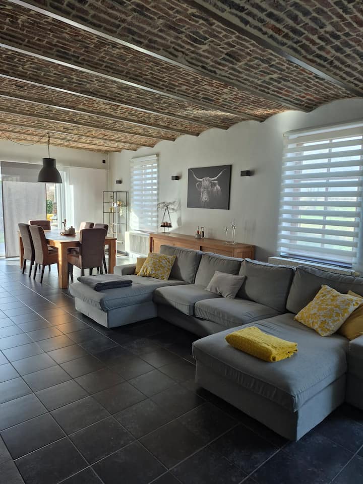 Maison De Caractère - Espace Moderne Et Convivial - Hannut