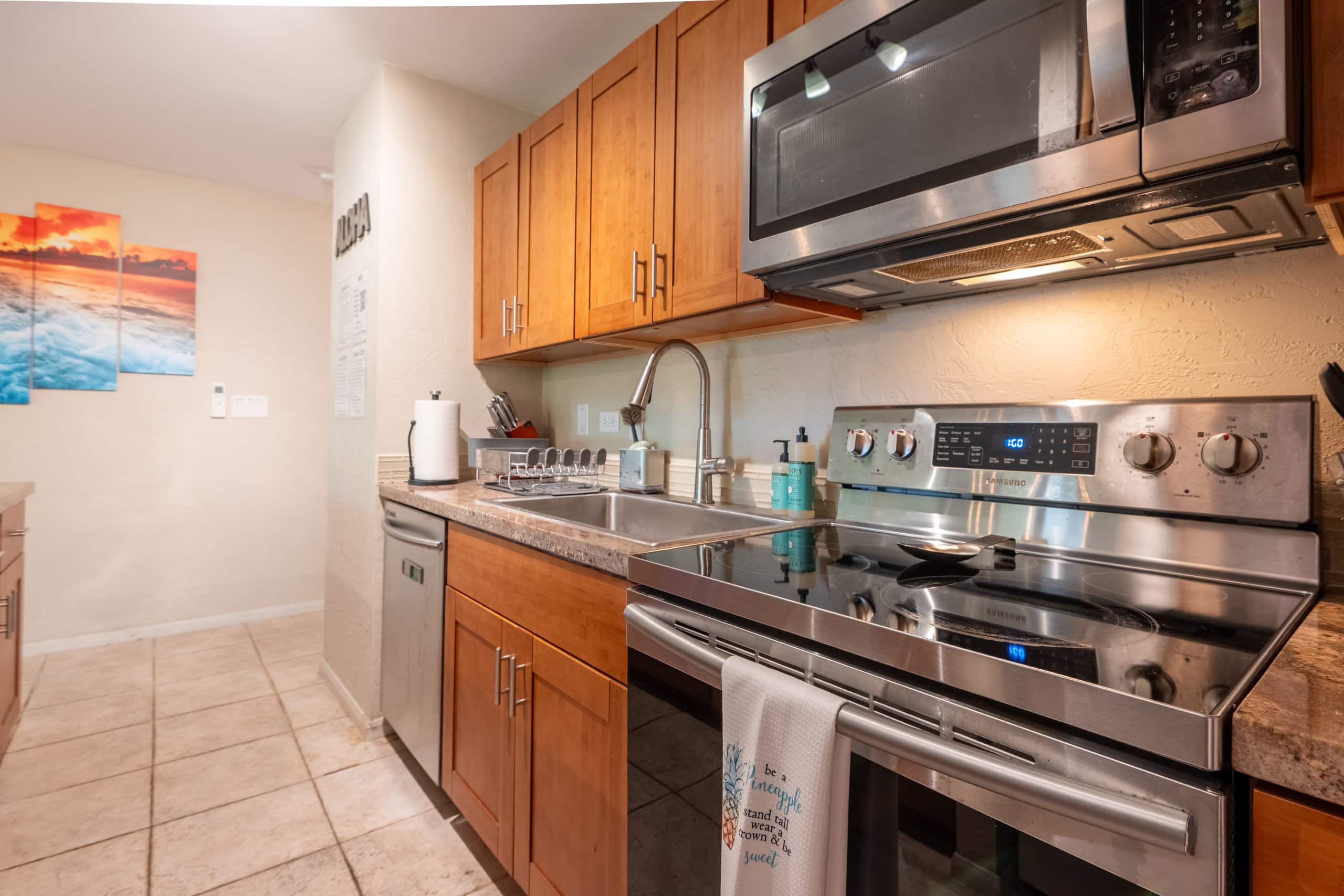 Condo in Kailua-Kona · ★4.95 · 1 bedroom · 2 beds · 1 bath - Image 25