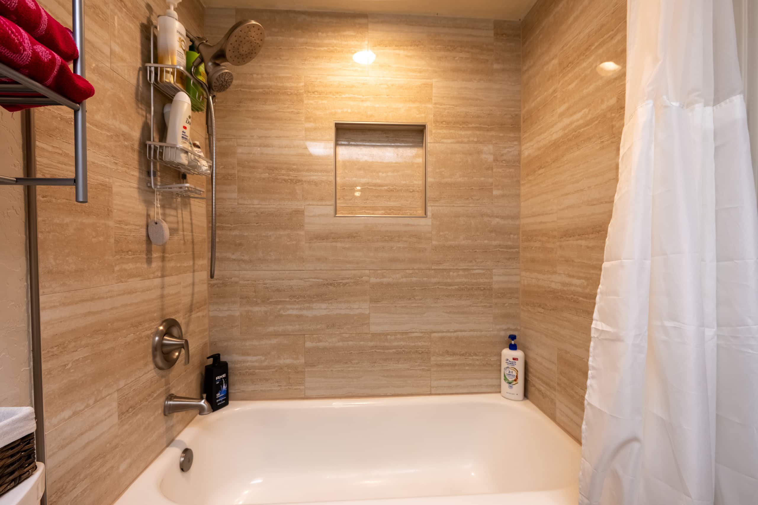 Condo in Kailua-Kona · ★4.95 · 1 bedroom · 2 beds · 1 bath - Image 20