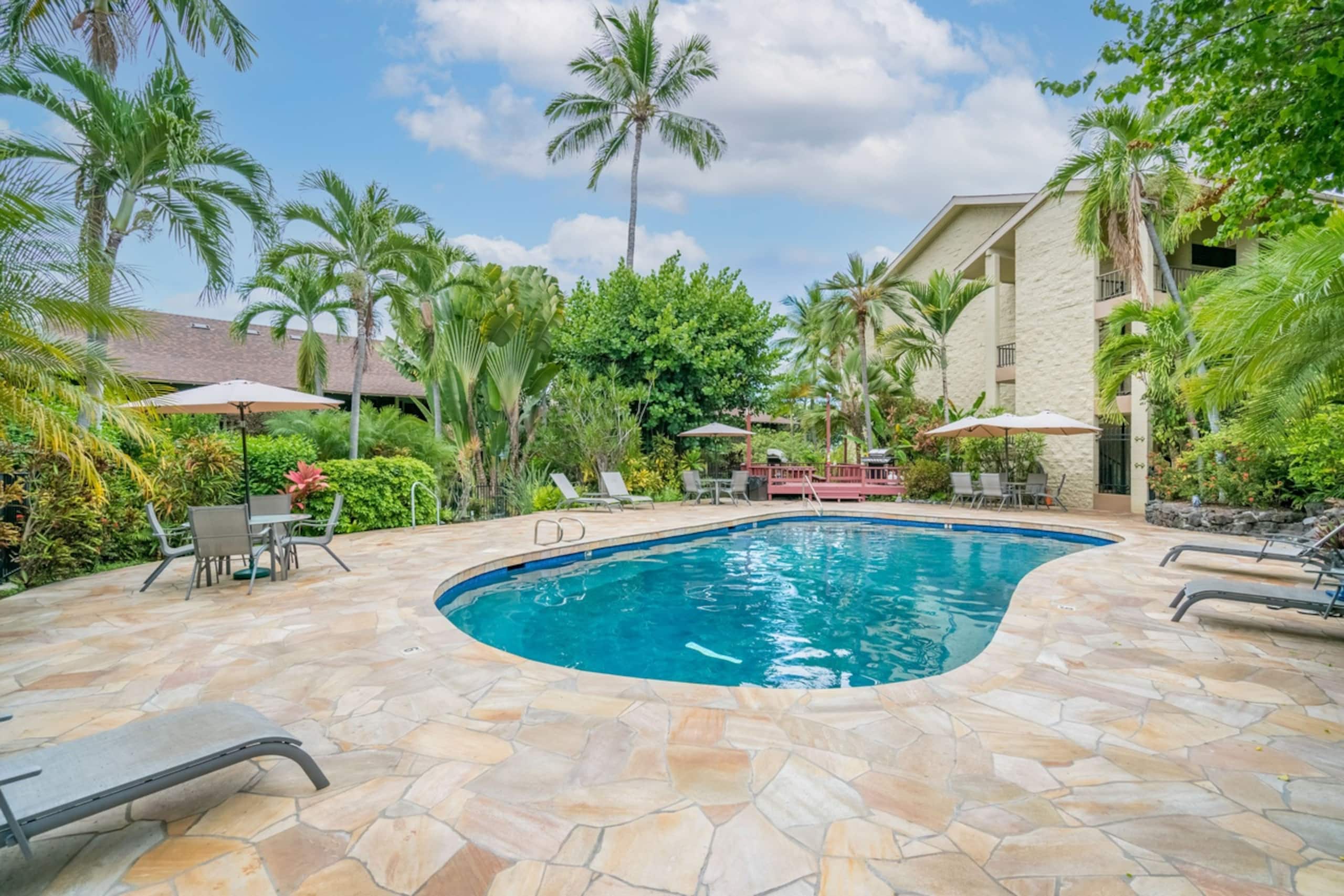 Condo in Kailua-Kona · ★4.95 · 1 bedroom · 2 beds · 1 bath - Image 35