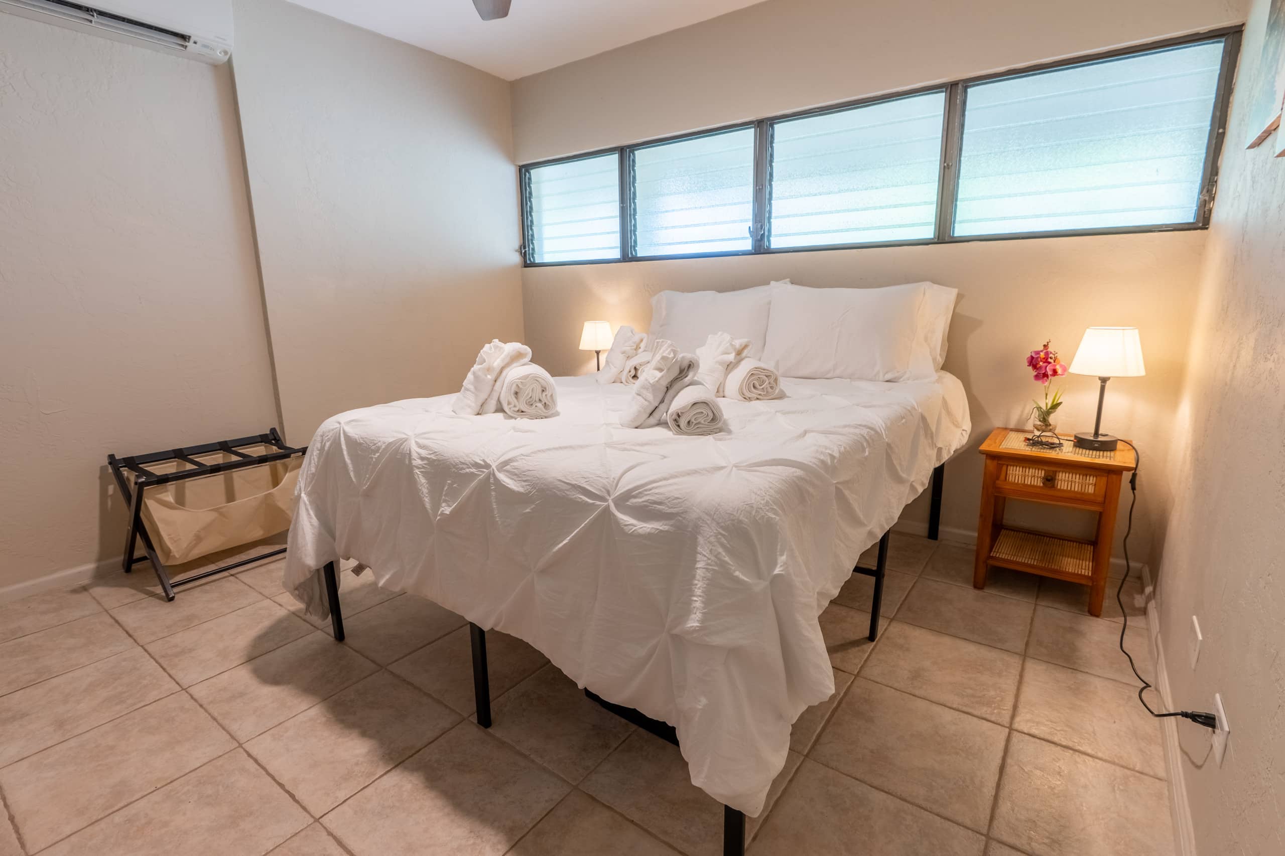 Condo in Kailua-Kona · ★4.95 · 1 bedroom · 2 beds · 1 bath - Image 19