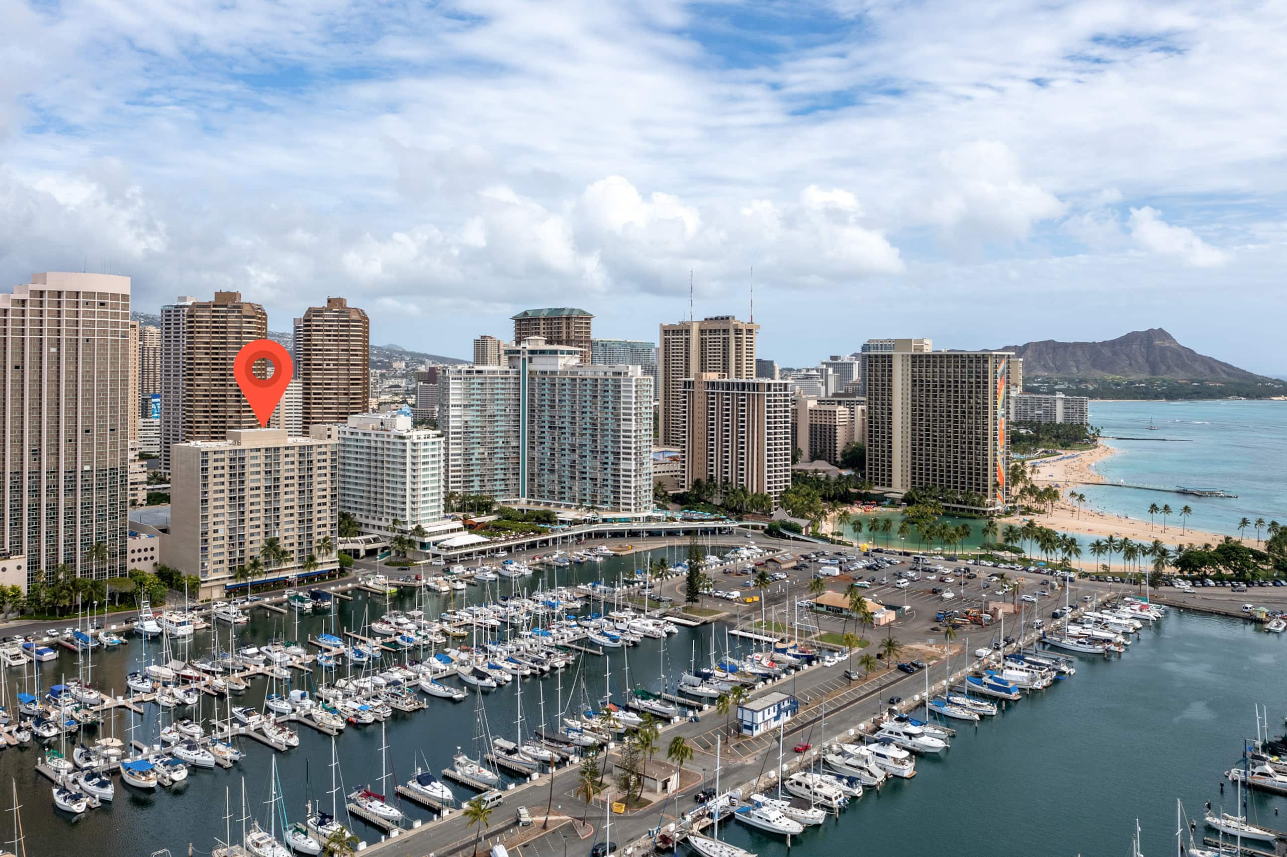Cozy Studio in Honolulu by Beach & Surf - Image 42