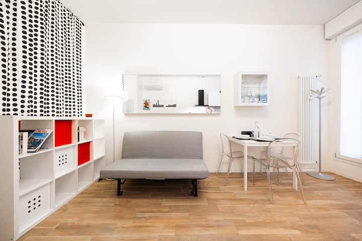 Iside Apartment In The Heart Of Bologna - Bolonia