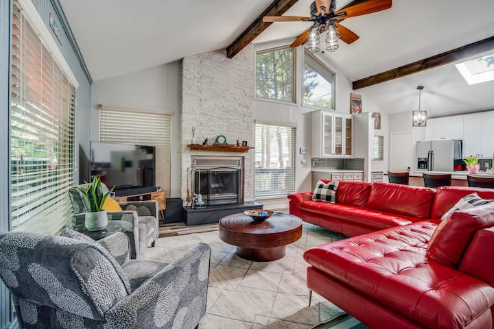 No Bad Vibes | Lake Texoma Retreat W Huge Deck - Pottsboro, TX