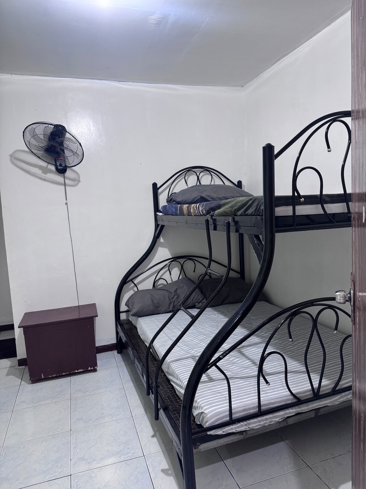 غرفة النوم 1