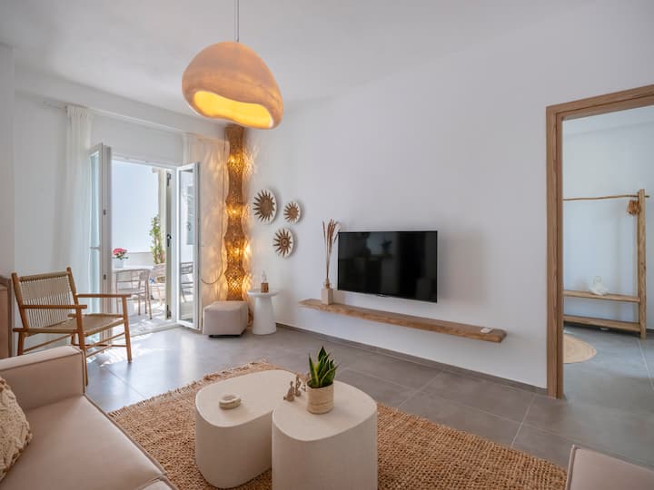 Pounta | 2br Apartment W/ Shared Pool | Fiora Ii - Antiparos