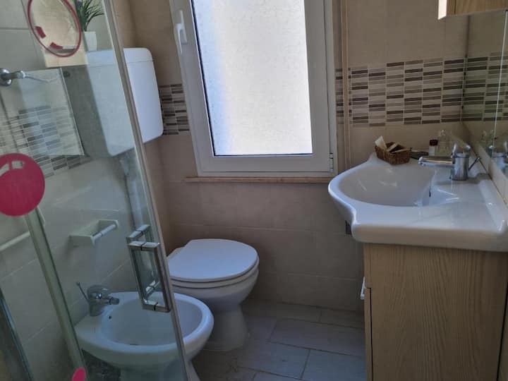 Hotel Marconi: Quadrupla Comfort E Wifi - Rimini
