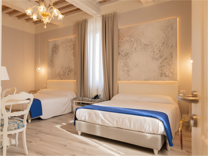 Villa La Personala | Historic Villa With Pool - Mirandola