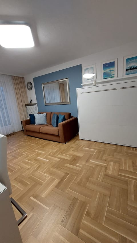 Top performing Airbnb: City-Studio in München, Balkon, ruhig, hell, COSY! in München