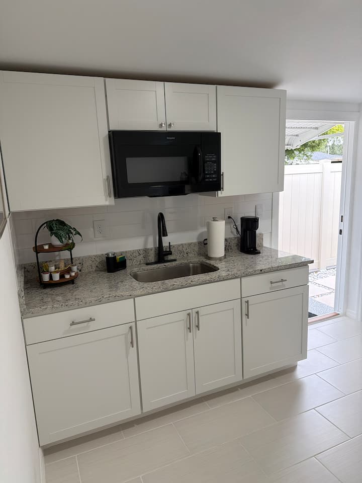 Comfortable And Safe Private Apartment - Tampa, FL