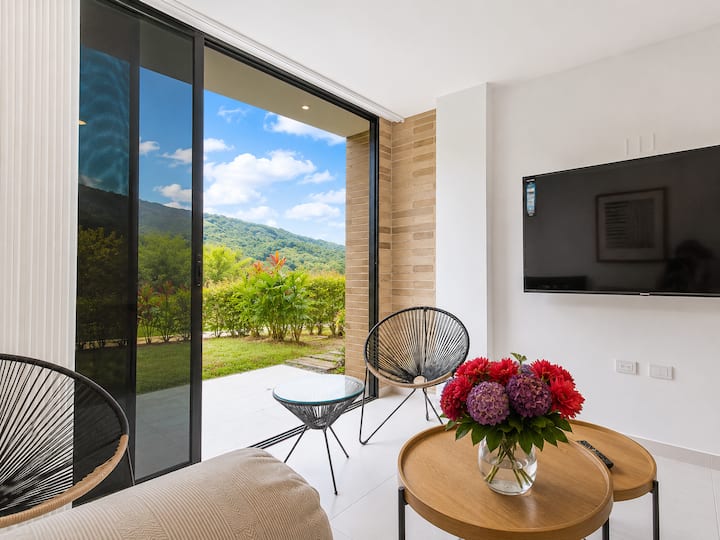Hospedaje En Tobia - Villeta, Piscina, Wifi, Tv - Nimaima